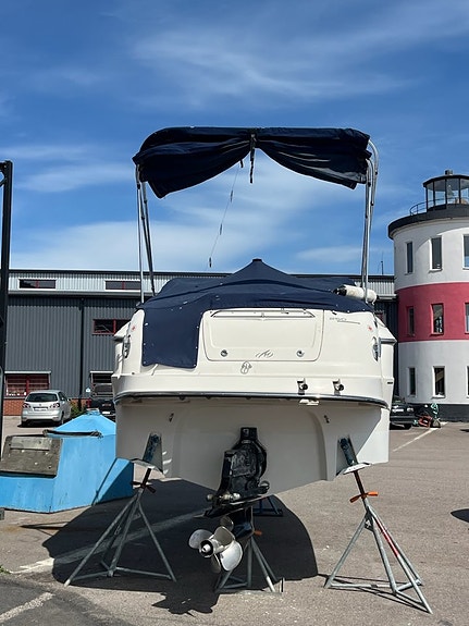 Monterey 250 CR – MerCruiser 350 MAG | Varvsskött 4 of 6