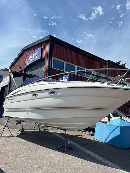 Monterey 250 CR – MerCruiser 350 MAG | Varvsskött 3 of 6