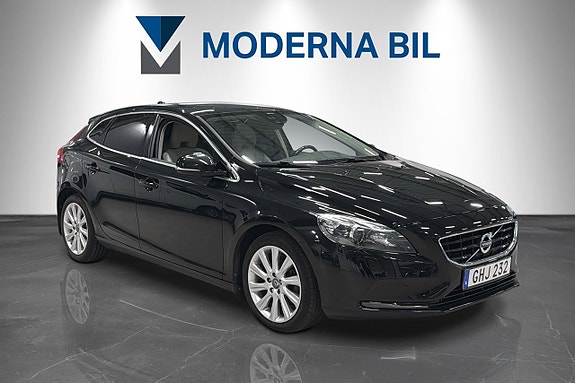 Volvo V40 7 of 24