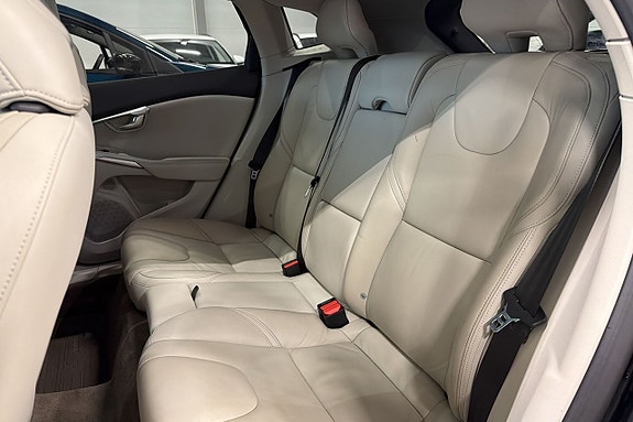 Volvo V40 22 of 24