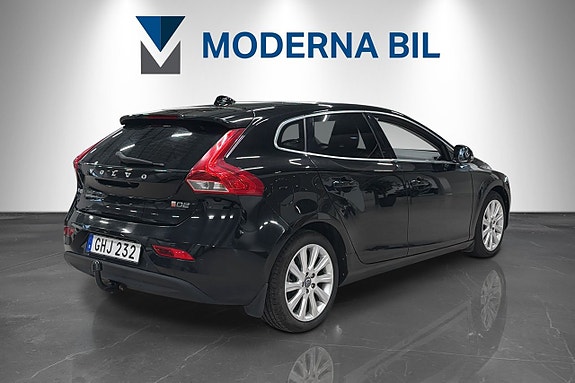 Volvo V40 5 of 24