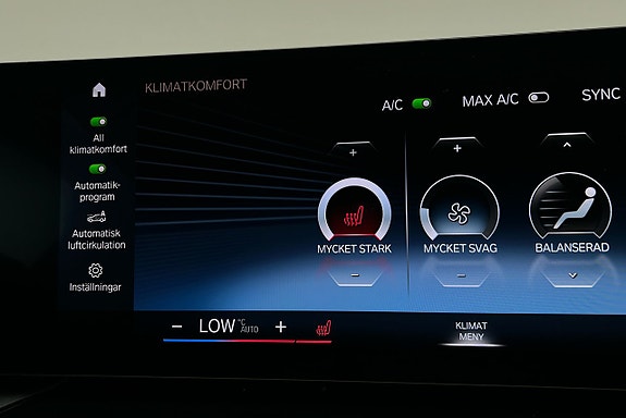 BMW i4 20 of 28