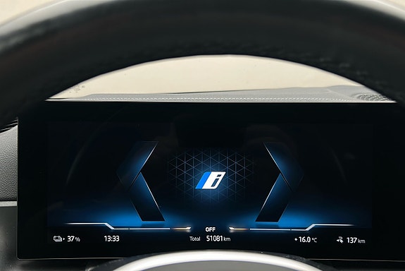 BMW i4 7 of 28