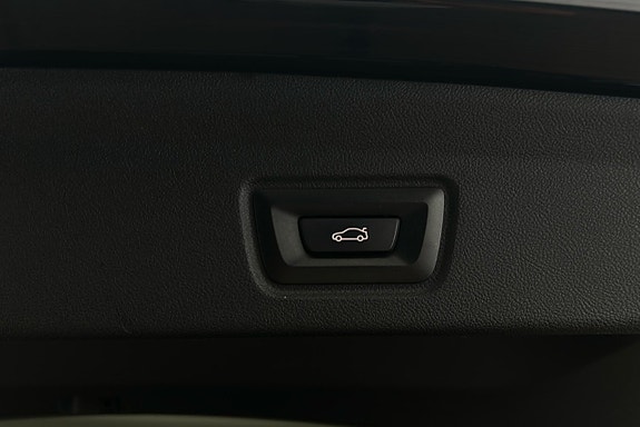 BMW i4 15 of 28