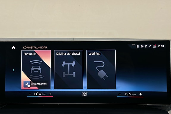 BMW i4 22 of 28