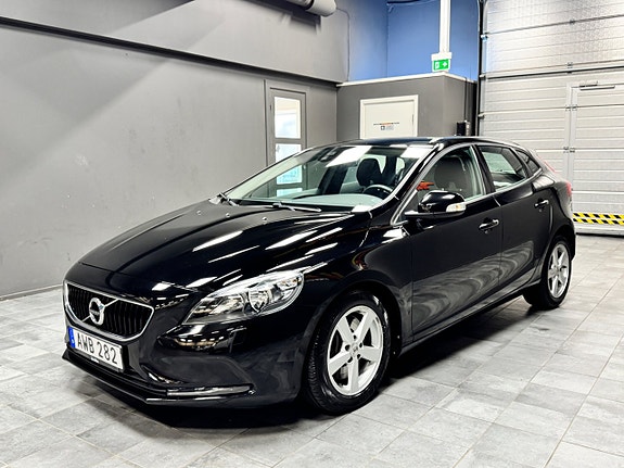Volvo V40 4 of 10