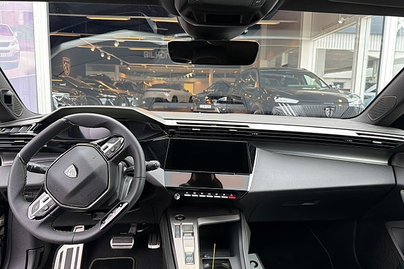 Peugeot 408 6 of 8