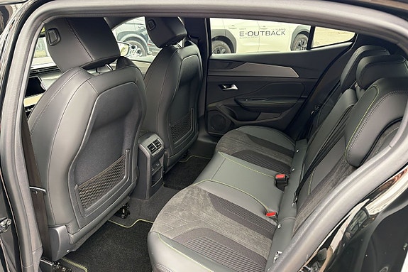 Peugeot 408 7 of 8