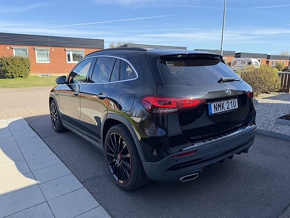 Mercedes-Benz GLA220 d 6 of 9