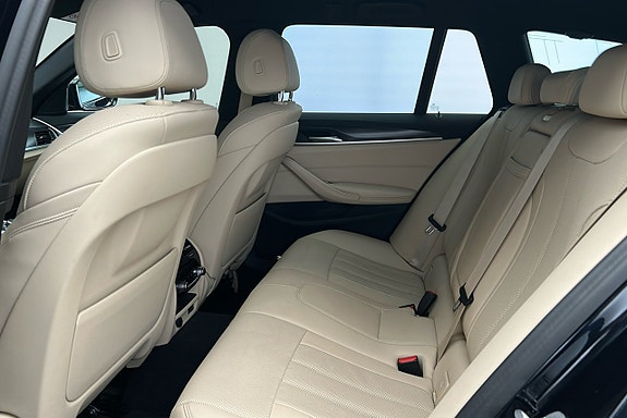 BMW 530e 13 of 28