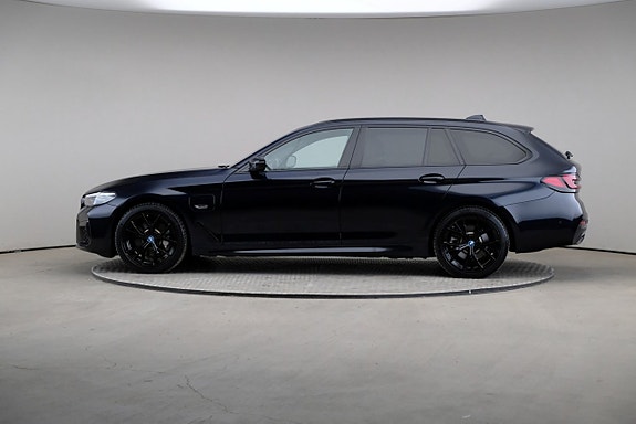 BMW 530e 4 of 28