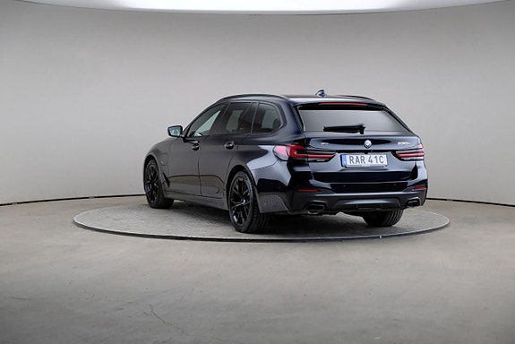 BMW 530e 2 of 28