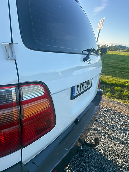 Toyota Land Cruiser 8 of 10