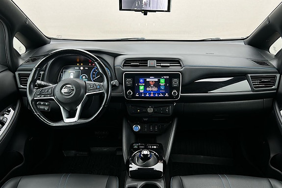 Nissan Leaf 6 of 23
