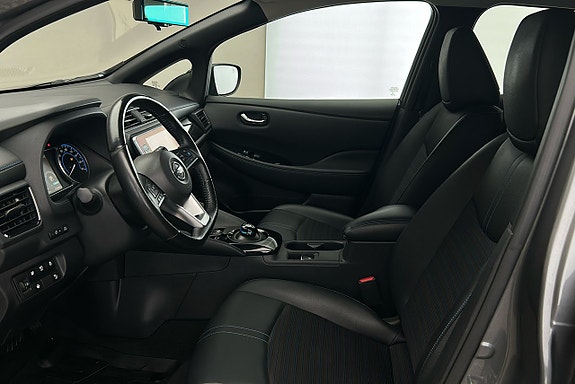 Nissan Leaf 10 of 23