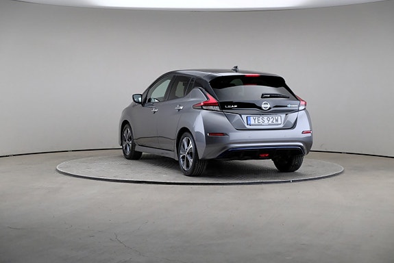 Nissan Leaf 2 of 23