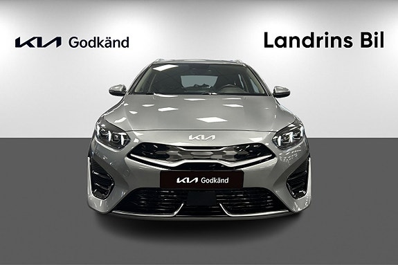 Kia Ceed 2 of 14