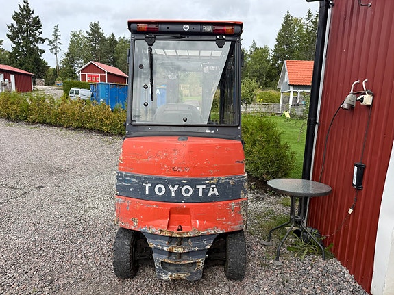 Gaffeltruck El Toyota 7FBMF30 4 of 27