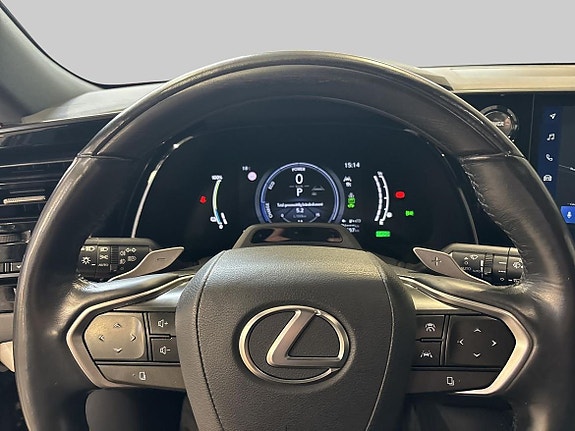 Lexus RX450h 13 of 16