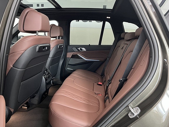 BMW X5 13 of 17