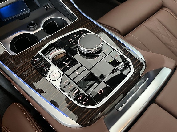BMW X5 9 of 17