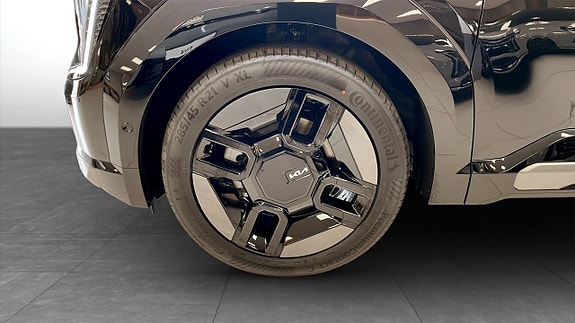 Kia EV9 9 of 13
