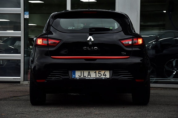 Renault Clio 6 of 17
