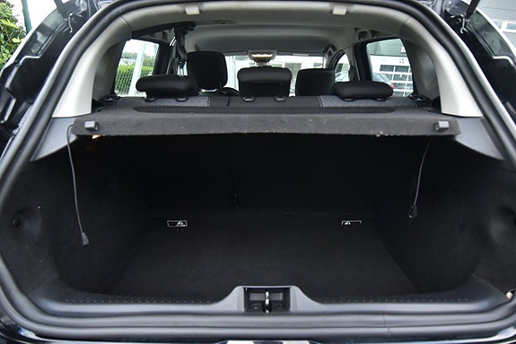 Renault Clio 12 of 17