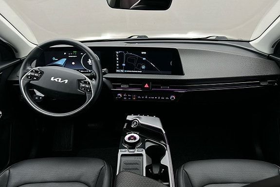 Kia EV6 3 of 3