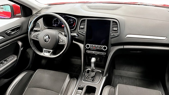 Renault Megane 12 of 22
