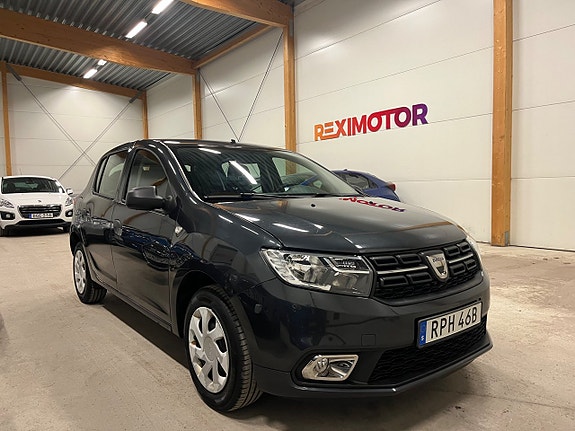 Dacia Sandero 2 of 13