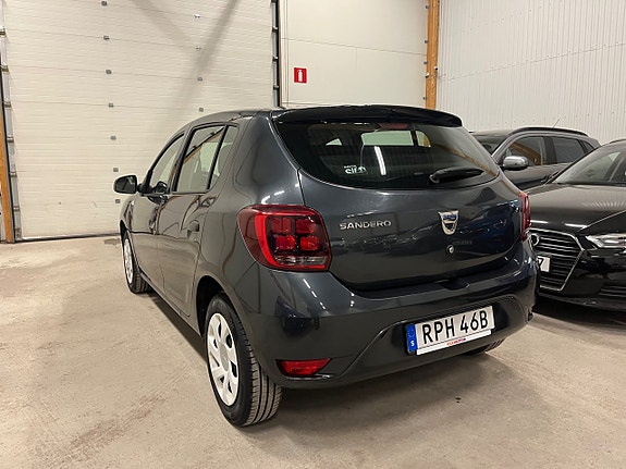 Dacia Sandero 5 of 13