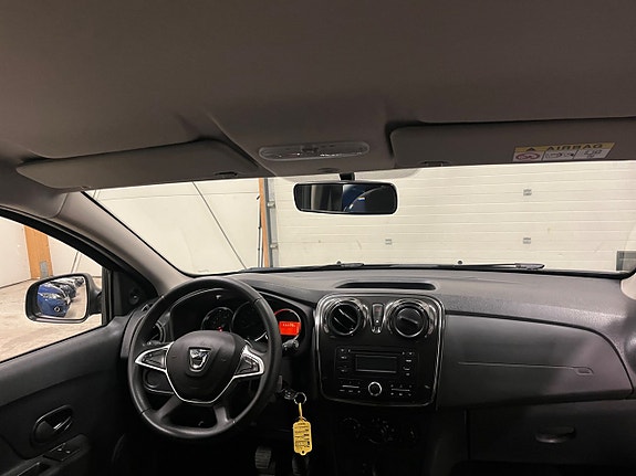 Dacia Sandero 11 of 13