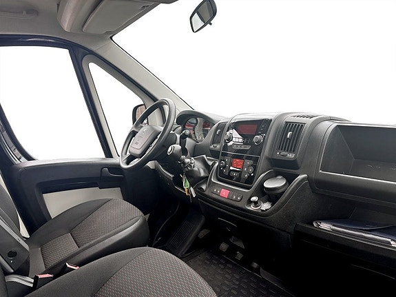 Peugeot Boxer 15 of 15