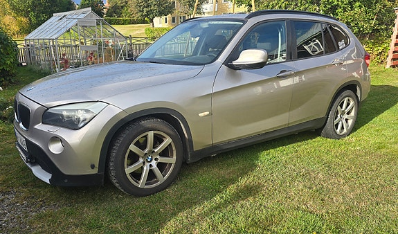 BMW X1 4 of 4