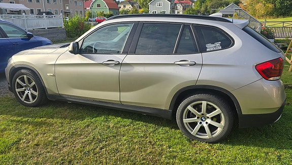 BMW X1 3 of 4
