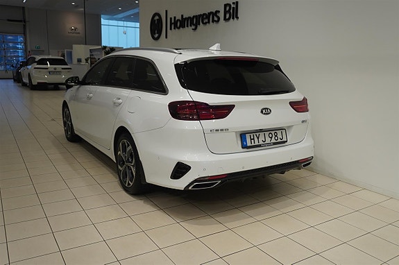 Kia Ceed 4 of 14