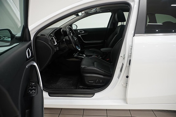 Kia Ceed 2 of 14