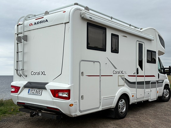 Adria Coral XL A 670 SP 2 of 24