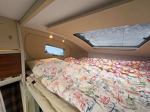 Adria Coral XL A 670 SP 10 of 24