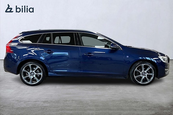 Volvo V60 6 of 29