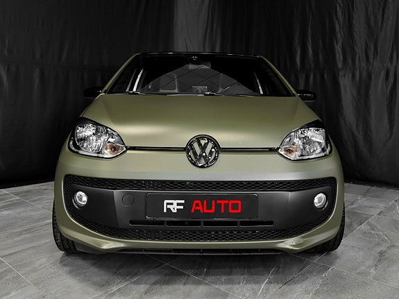 Volkswagen UP! 7 of 30