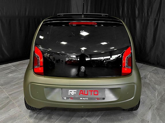 Volkswagen UP! 15 of 30
