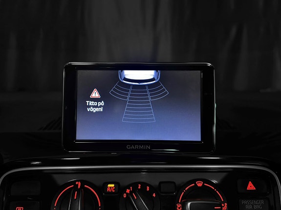 Volkswagen UP! 27 of 30