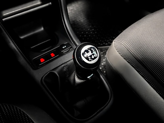 Volkswagen UP! 23 of 30