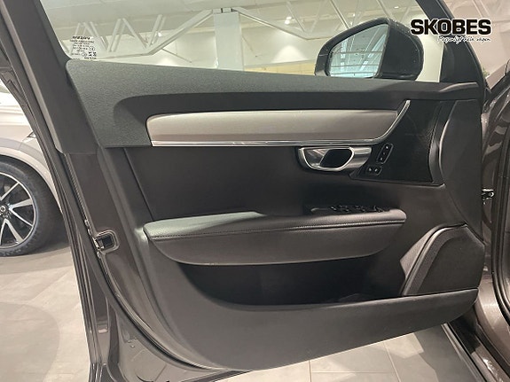Volvo V90 15 of 19