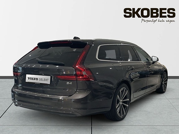 Volvo V90 7 of 19