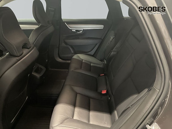 Volvo V90 9 of 19