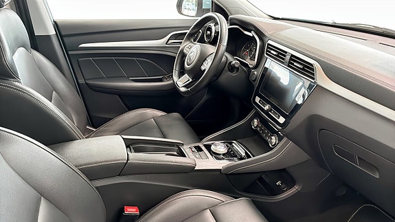 MG ZS 3 of 9