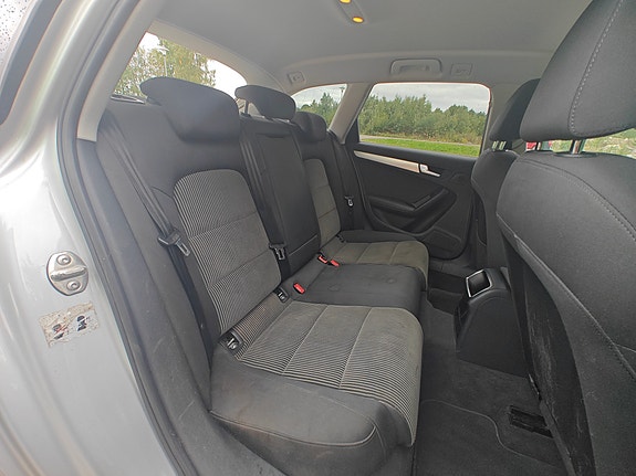 Audi A4 6 of 9
